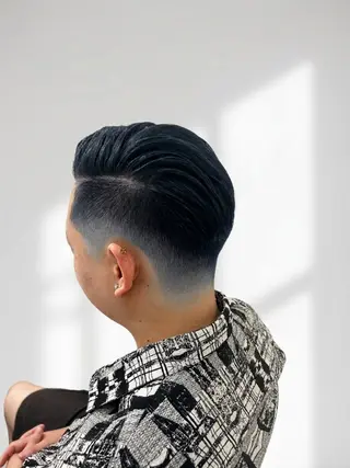 ショート 鈴木 まさしのヘアスタイル