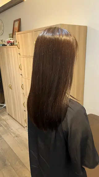 カラー 黒滝 真歩のヘアスタイル