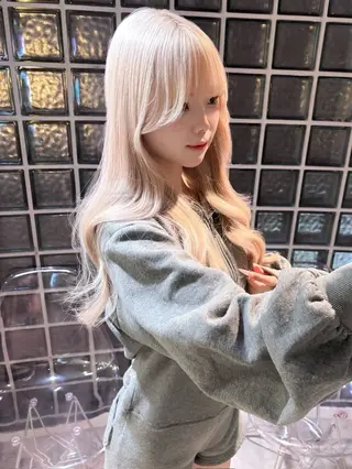 ロング Noe🎀 梅田美容師のヘアスタイル