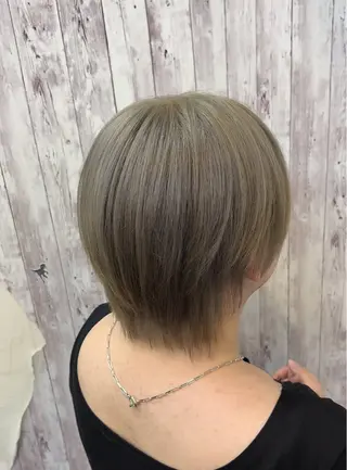 ショート カラー はやと【エクステ ×ブリーチ特化】のヘアスタイル