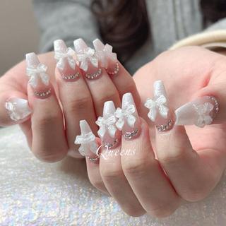 ネイル Queens テイのネイルデザイン