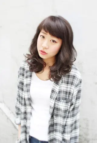 セミロング 桑名 淳のヘアスタイル