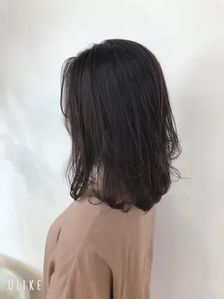 ミディアム 杉野 凜のヘアスタイル