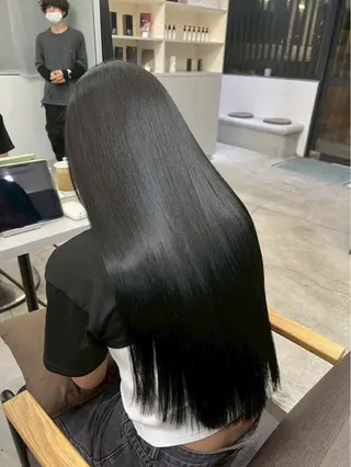 ロング パーマ ハイトーンカラー が絶対可愛い✨泰聖✨のヘアスタイル