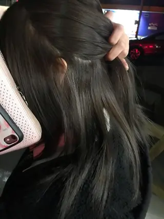 カラー 飯盛 和樹のヘアスタイル