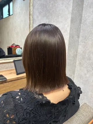 ミディアム ボブ.艶髪 髪質改善.縮毛矯正のヘアスタイル