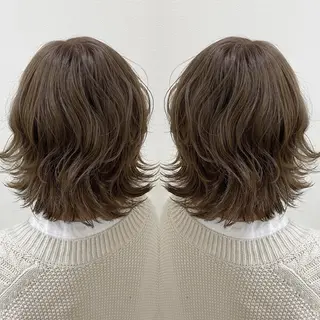 ミディアム カラー ブリーチ特化 梅田本多翔のヘアスタイル