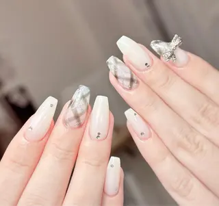ネイル Aura Nail ✨Ai✨のネイルデザイン