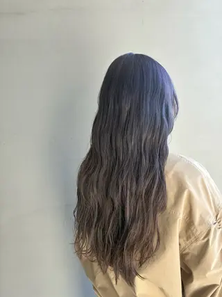 カラー カラーモデル Takahataのヘアスタイル
