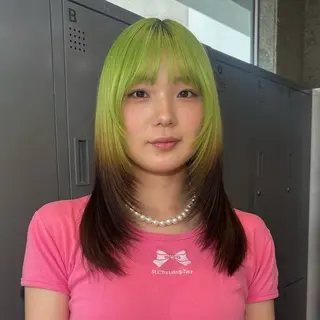 ミディアム 最強デザインカラー/ ブリーチ/アヤミ🌟のヘアスタイル