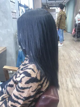 セミロング いとう ひろたかのヘアスタイル