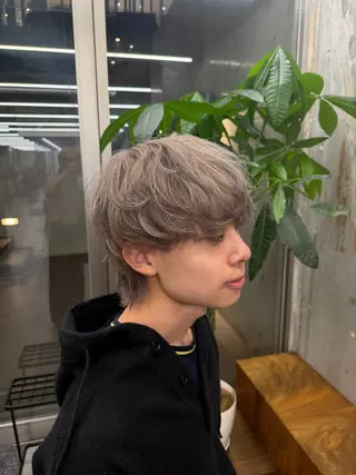ショート カラー メンズ 柔らかいハイトーン× 似合わせ/Yoheiのヘアスタイル