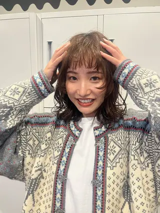 ミディアム パーマ 柔らかい艶暖色 レイヤー🫧姫汝のヘアスタイル