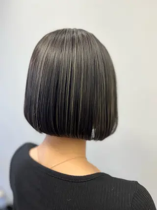 ショート カラー 産休の為お休みです! 小島凜のヘアスタイル