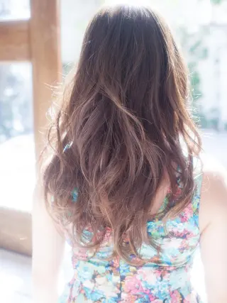 ロング カラー パーマ ヘアアレンジ チカ ショート 髪質改善のヘアスタイル