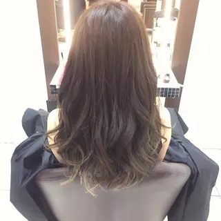セミロング ロング カラー 大平 美沙のヘアスタイル