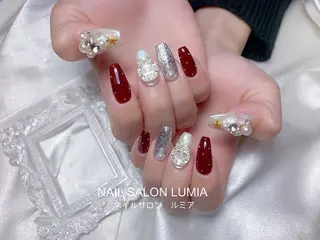ネイル ネイルサロン ルミア Lumia 店長施術のネイルデザイン