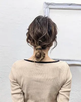 セミロング ヘアアレンジ HIKARI@ Ruheplatzのヘアスタイル
