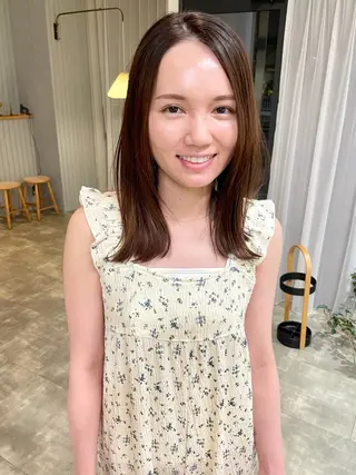 ミディアム 濱田 香澄のヘアスタイル