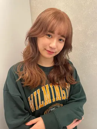 カラー 🎀ボブ＋ハイトーン シュカ👶🏻のヘアスタイル