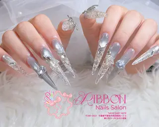 ネイル Luna ri..のネイルデザイン