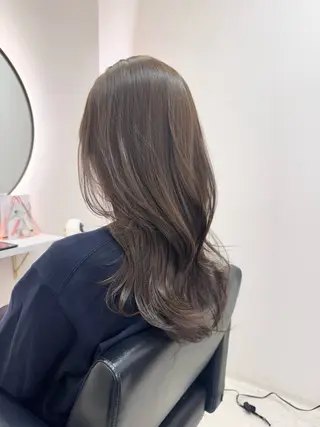 セミロング カラー 《韓国レイヤー特化》 艶髪✨EMIのヘアスタイル