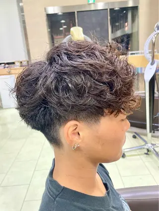 パーマ メンズ レイヤーカット メンズカット坂本翔のヘアスタイル