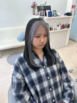 セミロング 堀 日次のヘアスタイル