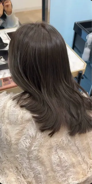 カラー 藤井 洸成のヘアスタイル