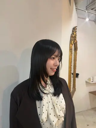 ロング rii 🫧透明感カラーのヘアスタイル