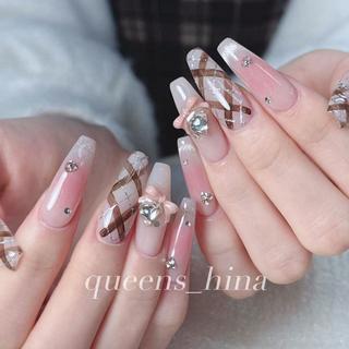 ネイル Queens ゲンのネイルデザイン
