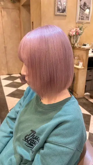 ショート カラー ゆう🫧 透明感/ハイトーンのヘアスタイル