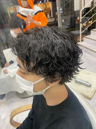 パーマ メンズ 🌴パーマオタク🌴 長谷川　諒佑🌈のヘアスタイル