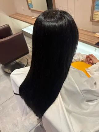 ロング 吉川 莉央のヘアスタイル