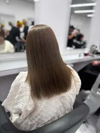 ロング カラー ヘアアレンジ 透け上品ハイトーン 職人ゆうと🤍のヘアスタイル