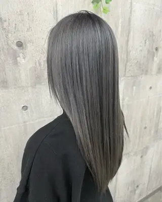 セミロング カラー r i n k aのヘアスタイル