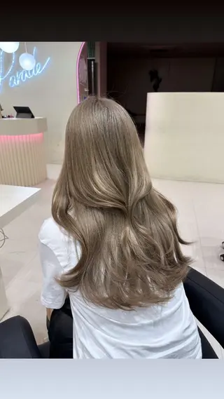 セミロング カラー ヘアアレンジ 💟RINNA 艶カラー💟のヘアスタイル