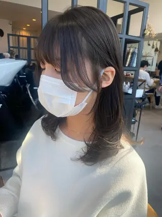 セミロング カラー 似合う髪型見つけます AYAKAのヘアスタイル