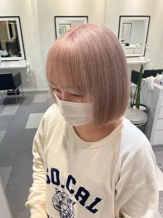 ショート ami 顔まわりカット／小顔のヘアスタイル