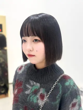 ショート カラー ヘアアレンジ 縮毛矯正🤍 ボブ/ HIKARIのヘアスタイル