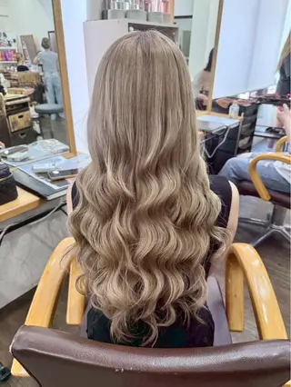カラー 🌺U-topia 🌺井出萌菜🌺のヘアスタイル