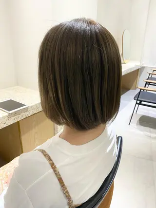 ショート カラー three.大手前 田井 綾乃のヘアスタイル