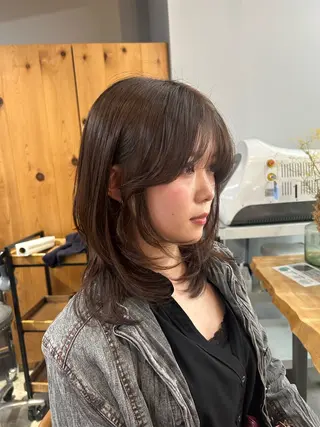 セミロング カラー ラフで可愛いヘア 🐈⬛Rukaのヘアスタイル