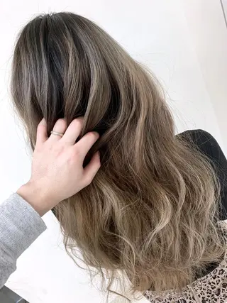 ロング 穐田 司樹のヘアスタイル