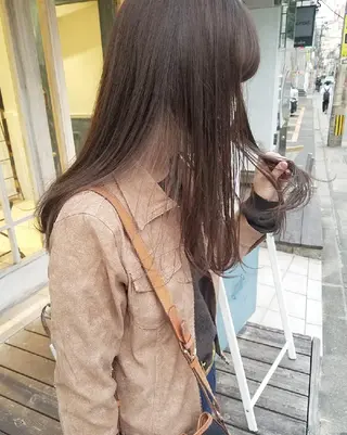 カラー ロング 🙃 透明感カラー/ボブのヘアスタイル