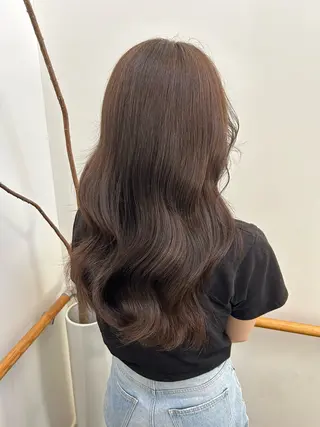 ロング カラー 透明感カラー/ ベージュ/ソラ🥜のヘアスタイル