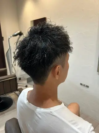 ショート パーマ メンズ 山本 マサキのヘアスタイル