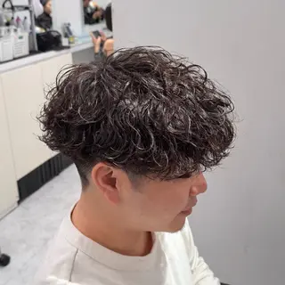 メンズ メンズ特化/ツイスパ /波巻き/大塩恭平のヘアスタイル