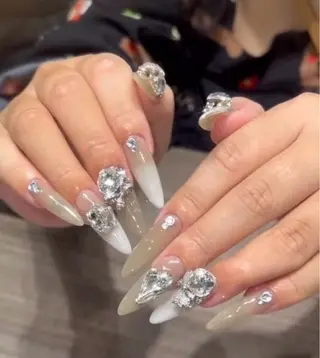 ネイル Minette nailHuongのネイルデザイン