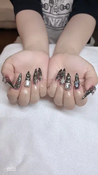 カラー RUBY NAIL SPAのネイルデザイン